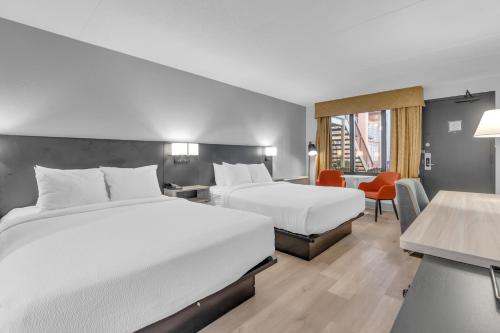 Seven Oaks in เรจีนา ซิตี้ เซนเตอร์