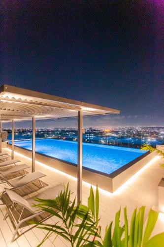 Utvendig, Accra Luxury Apartments @ The Lennox in Roman Ridge