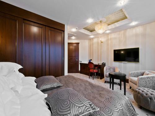 Aqua Center Apartments 4