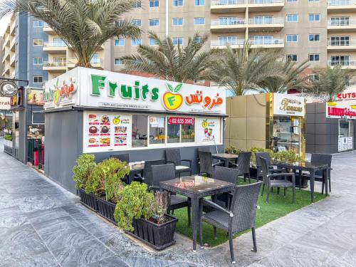 Modern Oasis - Elegant Cave - Family Heaven - Designer's Paradise - 10 min away from Abu Dhabi Airpo in สนามบินนานาชาติอาบูดาบี