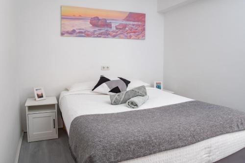 One-Bedroom Apartment First Floor room in RESIDENCE du SOLEIL