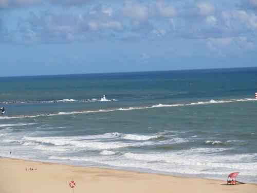 Hotel Avenida Praia - image 12