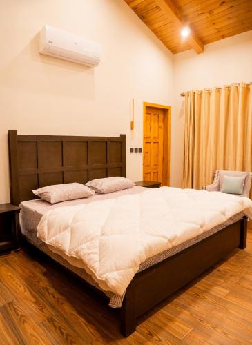 Superior Chalet image 9
