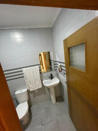 Appartement royal à tanger (Appartement royal a tanger) in Lakhreb