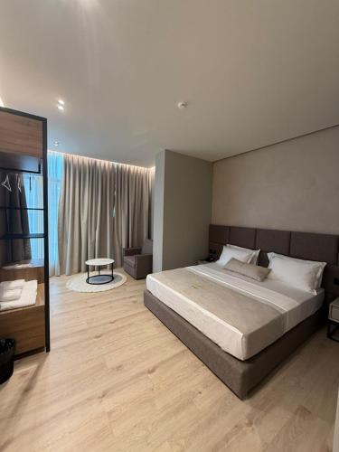 South Inn Hotel in Vlora