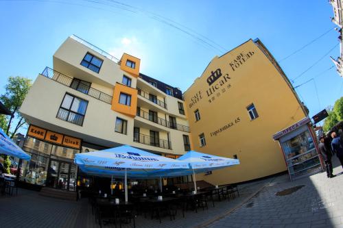 Hotel Cisar - main image