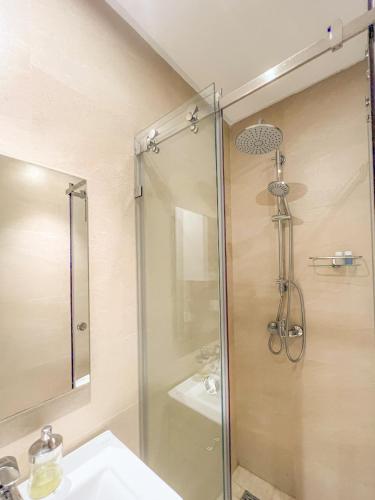 Stay in Central Marrakech - image 5