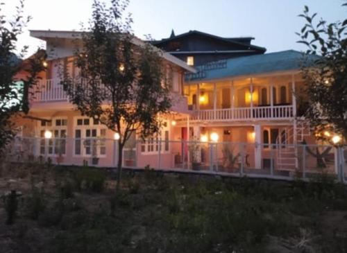 المنظر الخارجي, The Shanag Heritage Daddy's Homestay in Majach