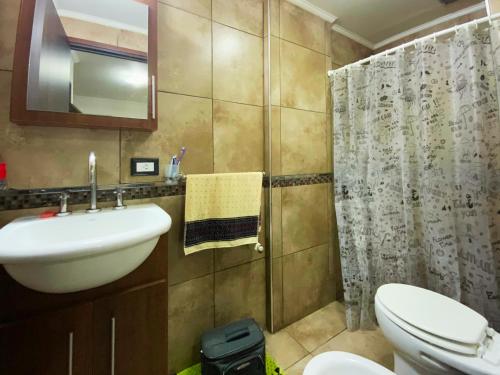 Departamento con cochera y piscina centro Carlos Paz in 비야 카를로스 파스