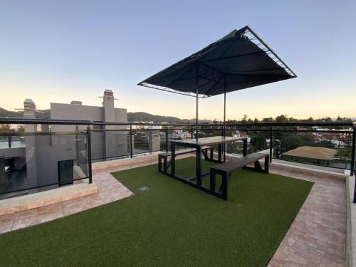 Departamento con cochera y piscina centro Carlos Paz in 비야 카를로스 파스