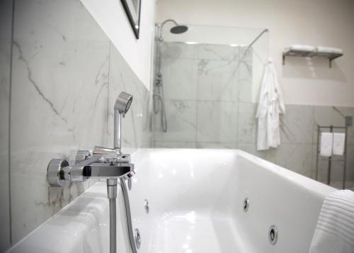 バスルーム, ステル ホテル ザ ビジネスト (Stelle Hotel the Businest) in ナポリ