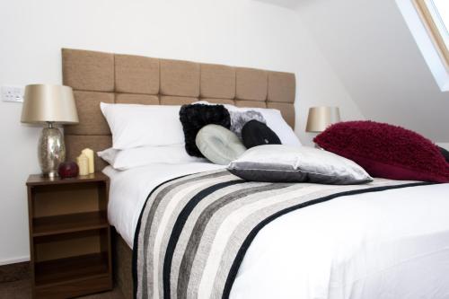 Trivelles Mayfair - image 2