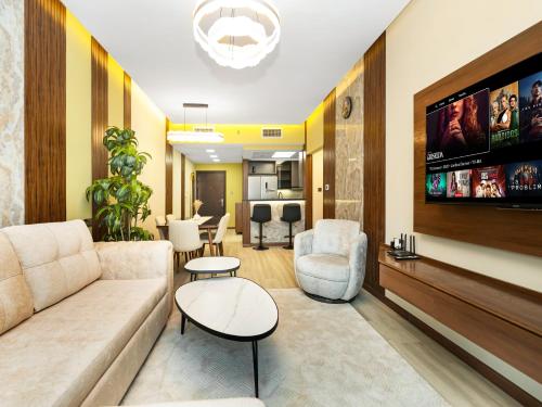 Stylish 1BHK Balcony with Canal View Near Shoba Metro Station, Дубай (фото 3)