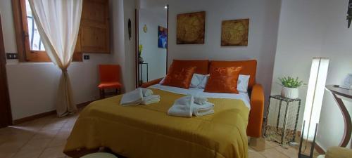 One-Bedroom Apartment image 1