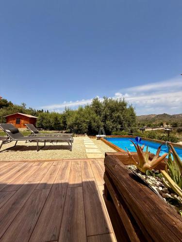 Two-Bedroom Villa image 8