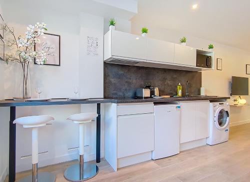 кухня, Suite Zen Attitude - Appartement central in Аржентей