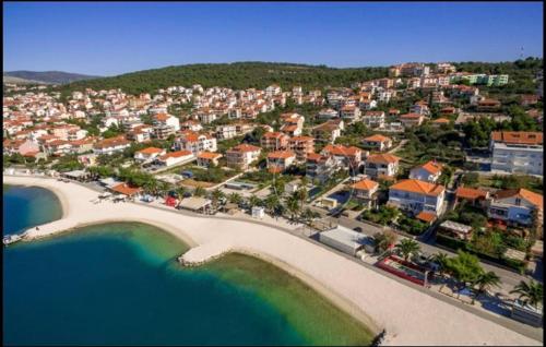 View, Affabilis Vip House in Okrug Gornji