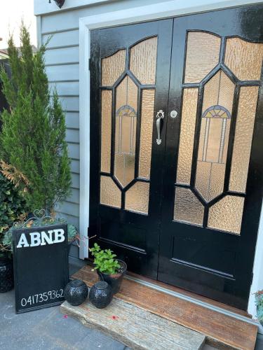 Studio 59 Newport sleeps1 in Newport