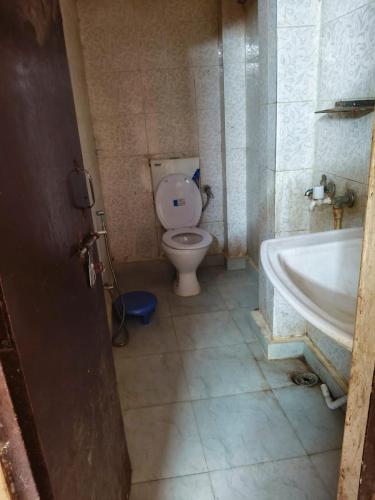 Fürdőszoba, The Shivam Inn near Chandni Chowk