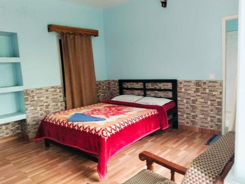 Double Room image 3