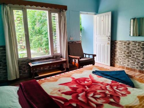 Double Room image 2