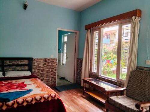 Double Room image 1