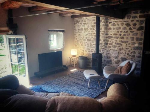 Vakantiehuis in groene oase in Charensat