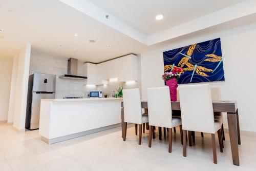 Two-Bedroom Apartment with City View image 10