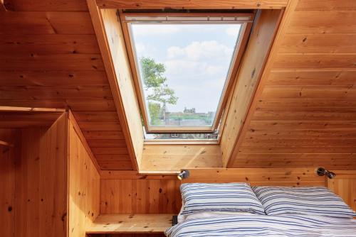 Capsule Rooms, FREE PRIVATE PARKING in Whitby
