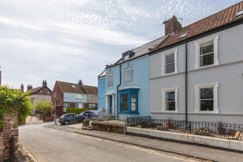 Capsule Rooms, FREE PRIVATE PARKING in Whitby