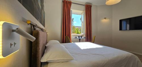 Elegante Stanza Privata in Centro a Roma Colosseo - FLC Room in Rome, Рим (фото 5)