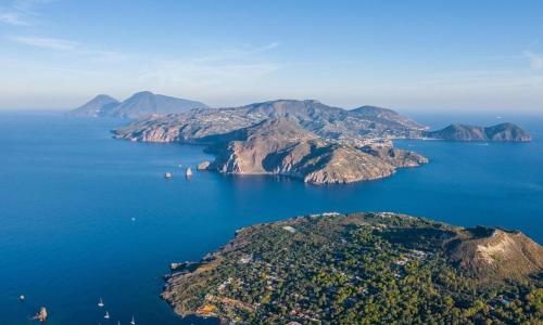 PORTOROSA Casa accogliente con giardino in 弗納