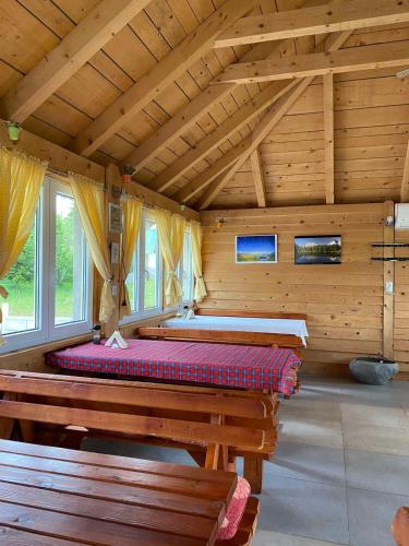 ห้องอาหาร, Family farm Jezera in แอนดริเจวิกา