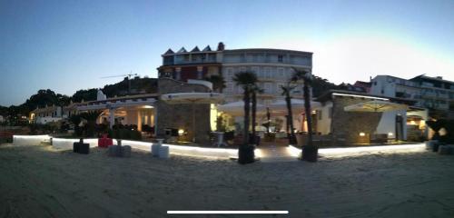 Hotel La Perla – Cupra Marittima, MO