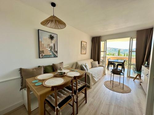 La Mediterranee comme vous l'aviez revee in Saint-Raphael