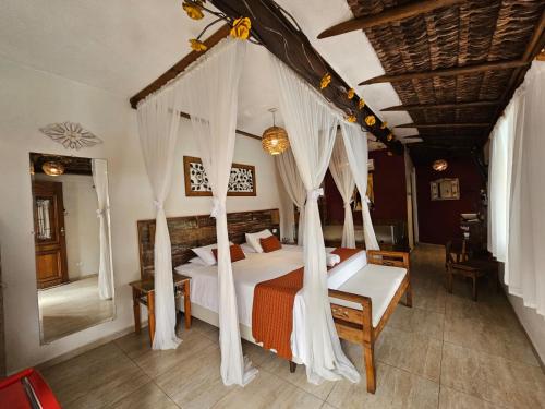 Pousada de Charme Emirados in Agua Branca