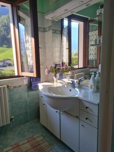 Fürdőszoba, Apartamento Pino Verde in San Colombano VT Vista, Natura, Wifi in Collio