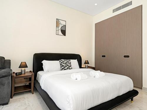 Lux Burj View Studio in Downtown 10 min Dubai Mall, Dubai (photo 8)