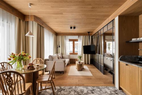 IJG Imperial Apartamenty Smrekowa in กาเมียนเนียซ