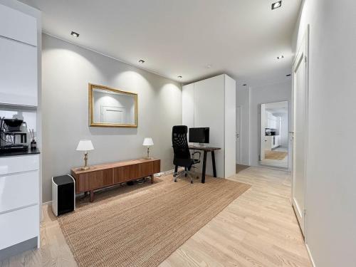 Modern 2BR downtown, private sauna, workspace, Helsinki (photo 5)