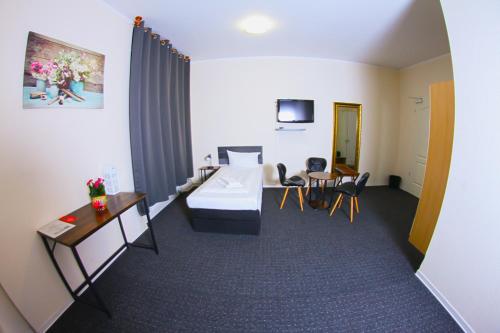 Hotel Karlshorst - image 12
