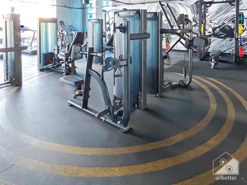 Chic New Studio at Studio One Marina, Dubai (photo 9)