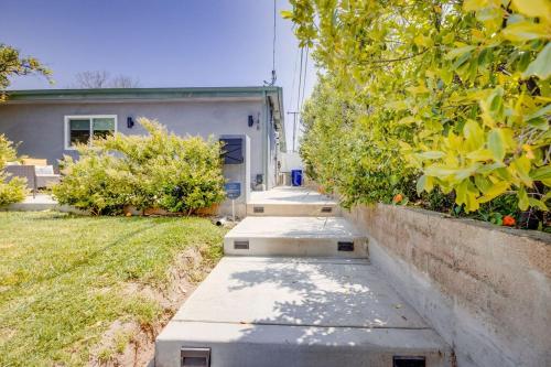 NEW and Modern Cozy Flat in Southern California in โควิน่า (CA)