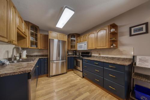 Silver Birch by StayIn in คิมเบอร์เลย์ (BC)