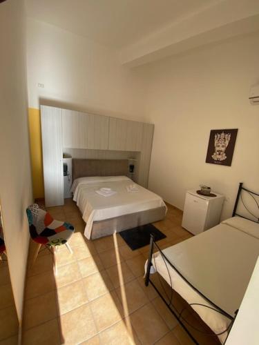 Double Room image 8