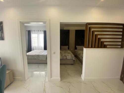 Two-Bedroom Apartment with Terrace image 6