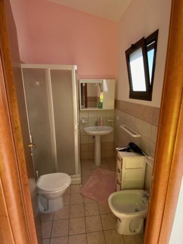 Double Room image 6