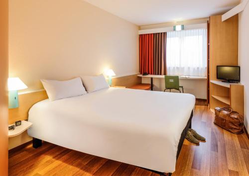 ibis Berlin Ostbahnhof - image 11