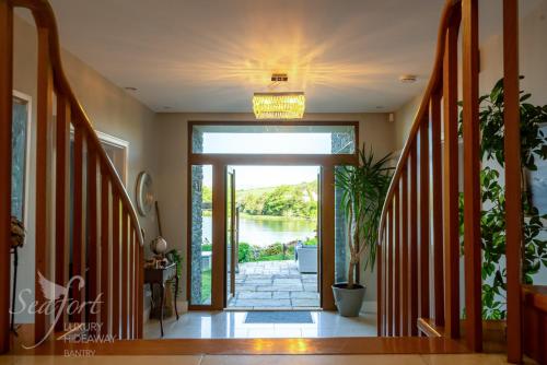 Зовнішній вигляд готелю, Seafort Luxury Hideaway in Бантрі