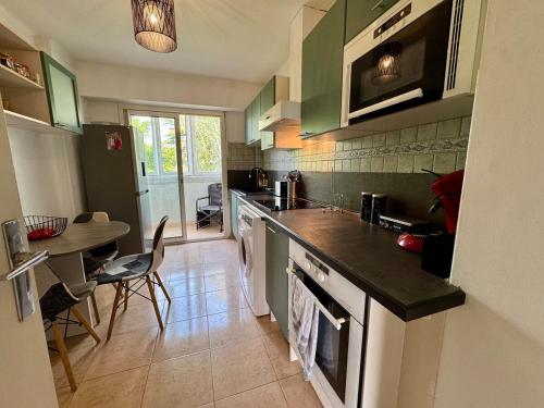 Grand Appartement Cosy Et Terrasse in Challans